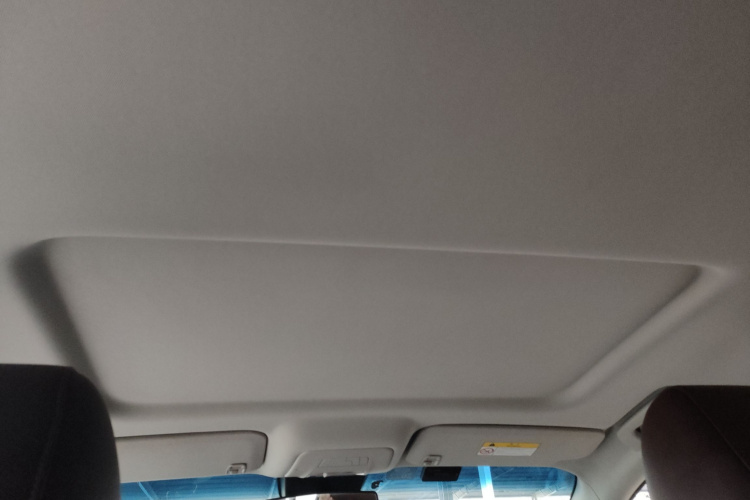 别克GL8 2021款 陆上公务舱 652T 舒适型中控内饰22