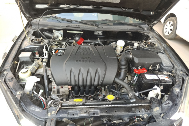 东南 V3菱悦 2014款 1.5L 手动精明版局部细节24