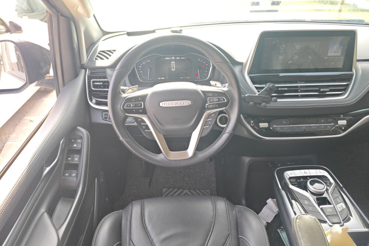 上汽大通MAXUS 大通G20 2020款 2.0T 汽油自动豪华行政版局部细节13