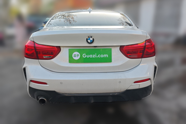 宝马1系 2019款 118i M运动套装车身外观6