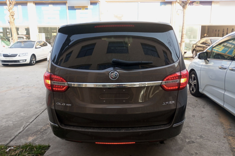 别克GL8 2017款 25S 豪华型 国V车身外观6
