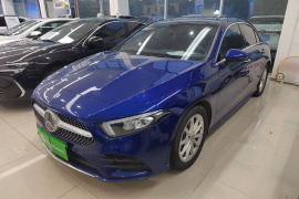 奔驰A级 2022款 改款 A 200 L 运动轿车时尚型