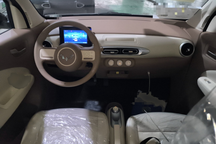 五菱汽车 宏光MINIEV 2025款 四门版 进阶款中控内饰12