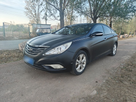 现代 索纳塔 2011款 2.0L 自动豪华版