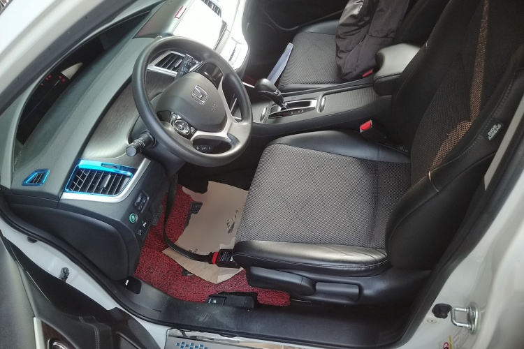 本田 杰德 2013款 1.8L 自动舒适版 5座中控内饰19