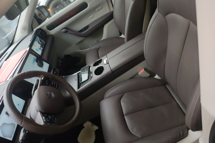 零跑汽车 零跑C11 2023款 纯电 580四驱性能版中控内饰19