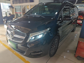 奔驰V级 2018款 V 260 L 尊贵加长版 国VI