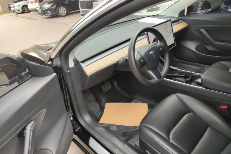 特斯拉 Model 3 2020款 改款 标准续航后驱升级版中控内饰20