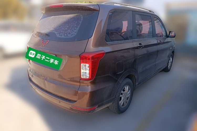 五菱汽车 五菱宏光 2019款 1.5L S舒适型国VI LAR车身外观6005