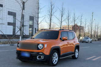 Jeep 自由侠 2018款 互联大屏版 180T 自动高能版