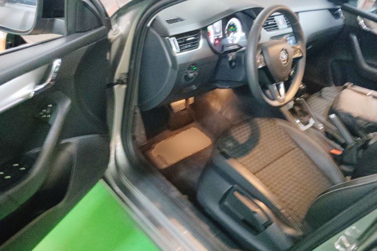 斯柯达 明锐 2019款 TSI280 DSG豪华版中控内饰20