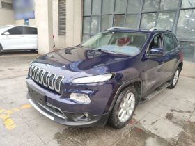 Jeep 自由光 2017款 2.0L 优越版