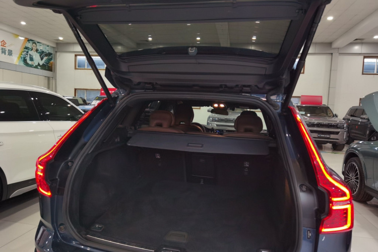 沃尔沃XC60 2023款 B5 四驱智逸豪华版局部细节23