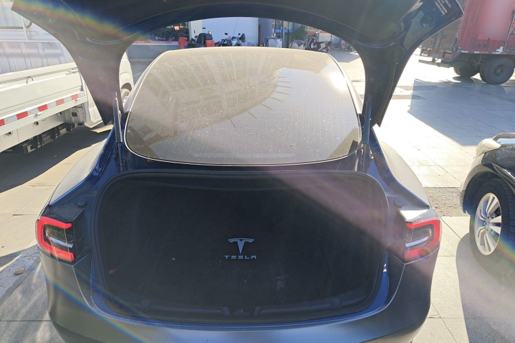 特斯拉 Model 3 2020款 改款 长续航后轮驱动版机舱底盘23