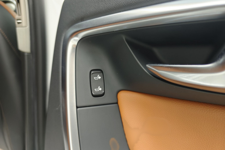 沃尔沃S60 2014款 S60L T5 智驭版局部细节9008