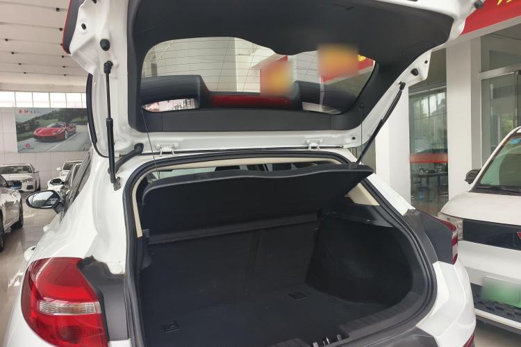 吉利汽车 帝豪GS 2016款 运动版 1.8L 手动领尚型中控内饰23