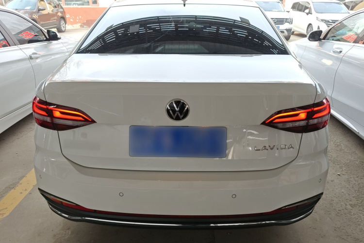 大众 朗逸 2023款 改款 1.5L 自动五百万版车身外观6