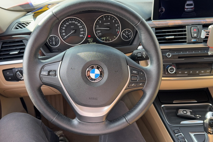 宝马3系 2013款 320Li 豪华设计套装局部细节13