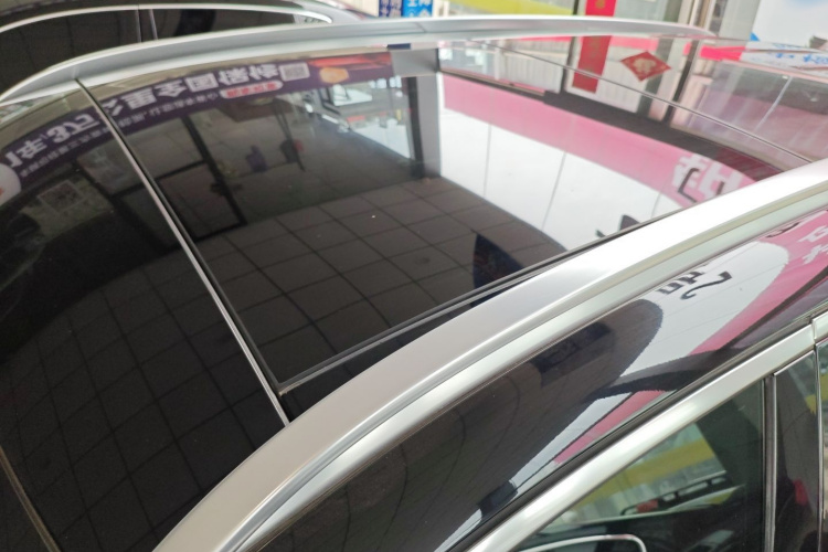 奔驰GLC 2022款 改款 GLC 260 L 4MATIC 动感型局部细节57