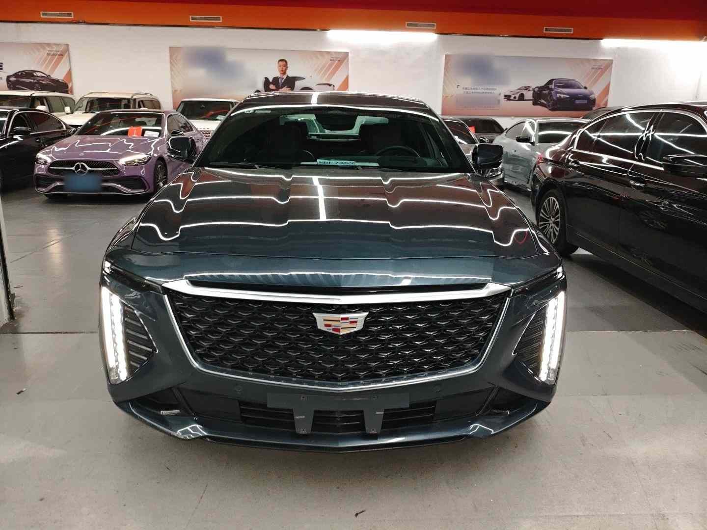 凯迪拉克CT6 2023款 28T 铂金型(2)