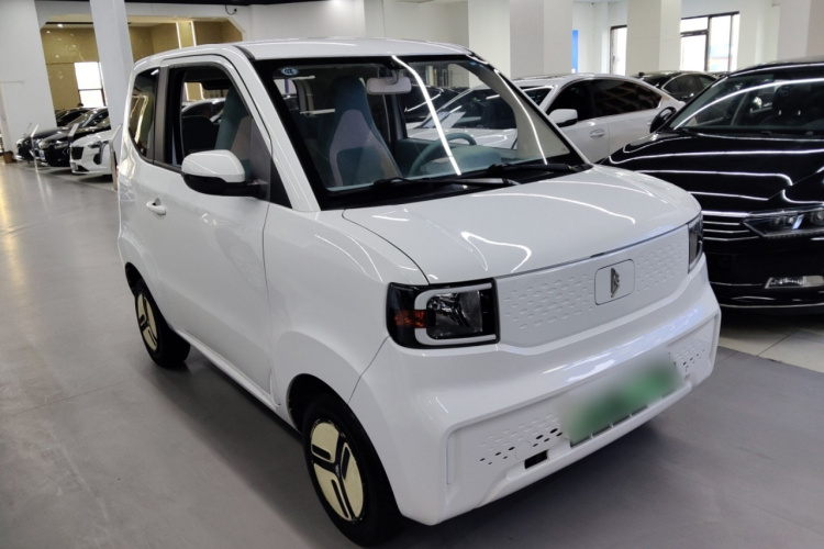 凌宝汽车 凌宝uni 2022款 微甜版车身外观3