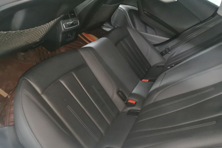 奥迪A5 2022款 Sportback 40 TFSI 时尚动感型中控内饰21