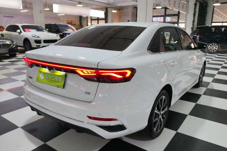 吉利汽车 帝豪 2022款 第4代 1.5L CVT尊贵型车身外观6005