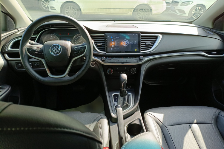 别克 英朗 2021款 改款 典范 1.5L 自动精英型中控内饰12