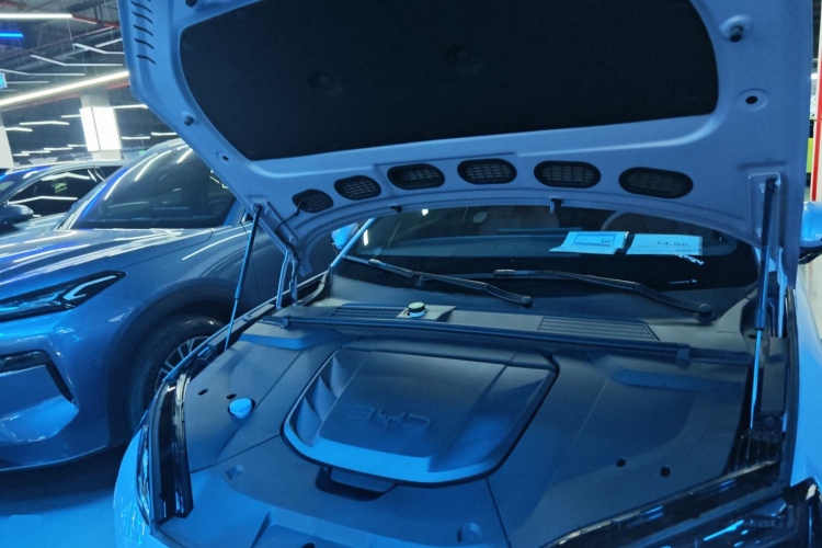 比亚迪 海豹 2025款 650智驾版机舱底盘24