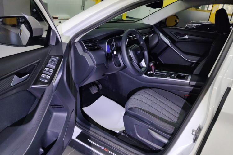 福特 2020款 领界S EcoBoost 145 CVT精领型中控内饰20