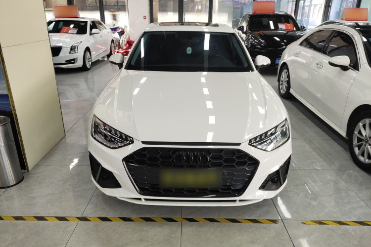 奥迪A4L 2022款 40 TFSI 时尚动感型车身外观2