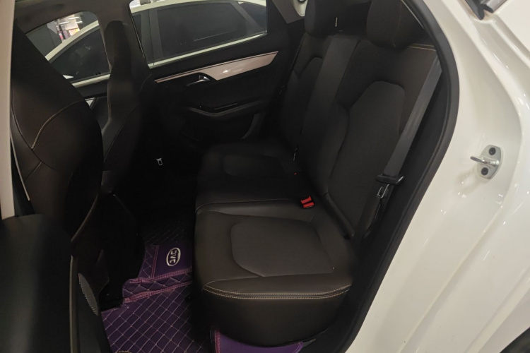 江汽集团 嘉悦A5 2020款 1.5T CVT精英型中控内饰21