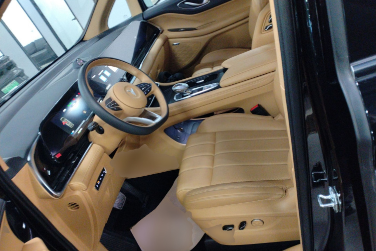 岚图汽车 岚图梦想家 2022款 0碳版 家 475km中控内饰19