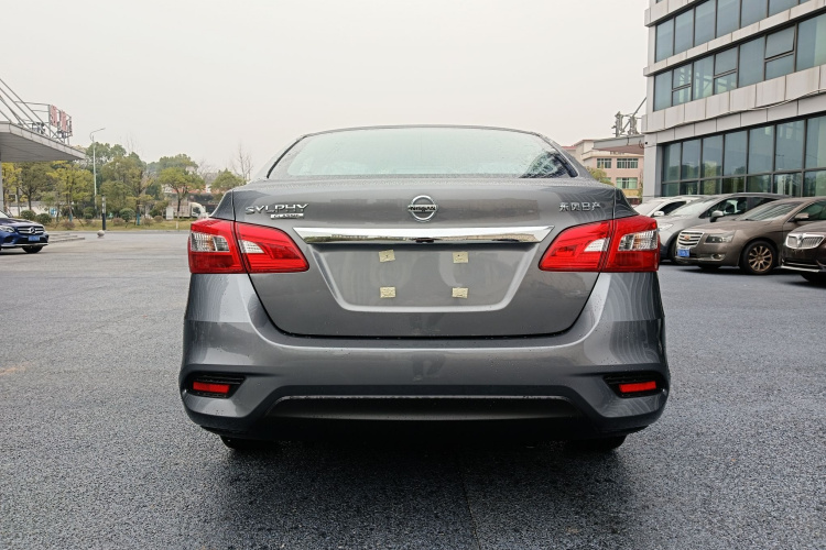 日产 轩逸 2024款 改款三 经典 1.6XE CVT舒适版车身外观6004