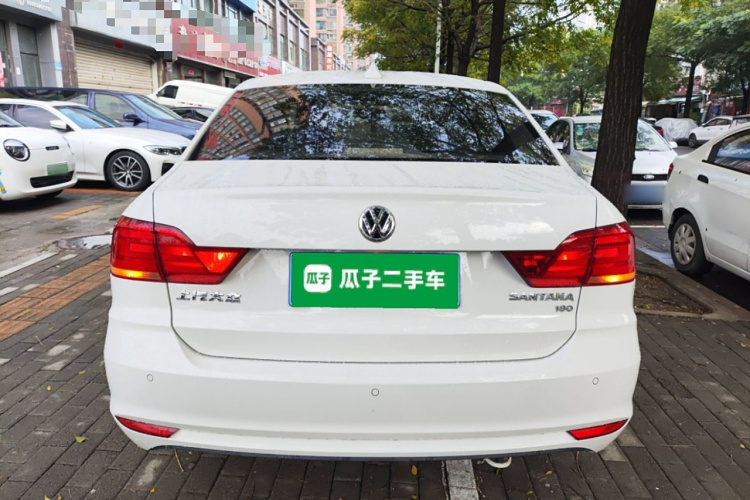 大众 桑塔纳 2016款 1.6L 手动舒适版车身外观6