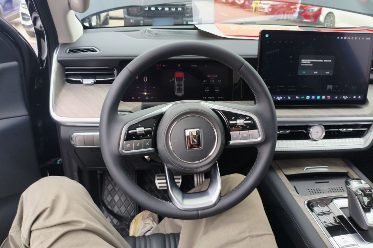 坦克500新能源 2025款 Hi4-Z中控内饰13