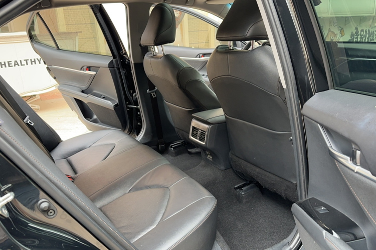 丰田 凯美瑞 2021款 2.0G 豪华版中控内饰7009