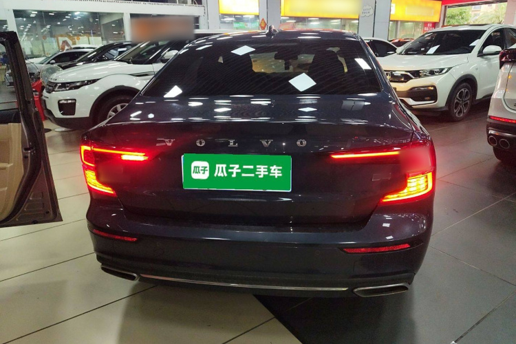 沃尔沃S60 2022款 B4 智逸豪华版车身外观6004