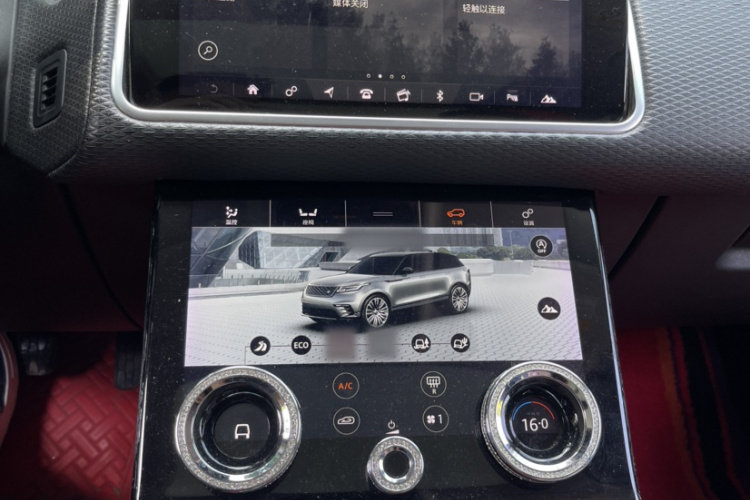 路虎 揽胜星脉 2019款 250PS中控内饰7001