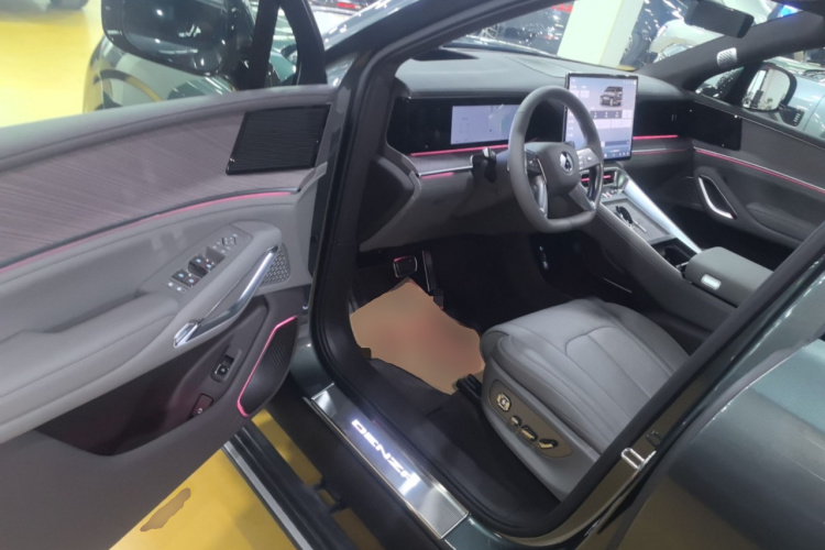 腾势N9 2025款 旗舰型中控内饰20