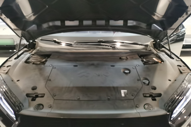 蔚来ET5T 2024款 75kWh Touring机舱底盘24