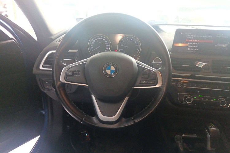 宝马1系 2019款 118i 时尚型局部细节13