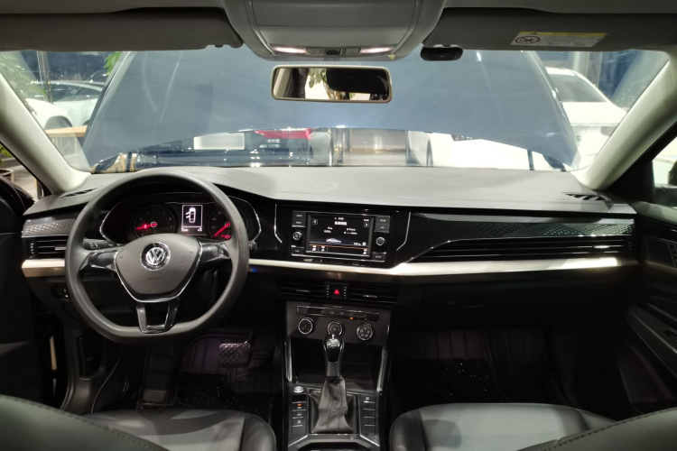 大众 帕萨特 2019款 280TSI 商务版 国VI中控内饰7002