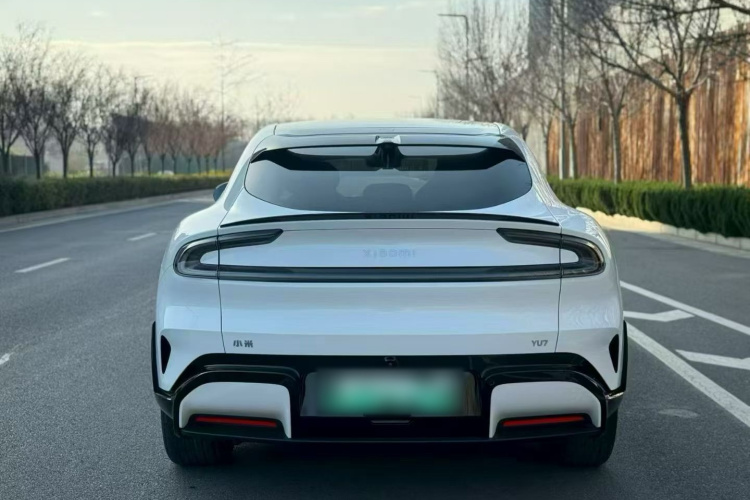 小米汽车 小米YU7 2025款 超长续航后驱版车身外观6005