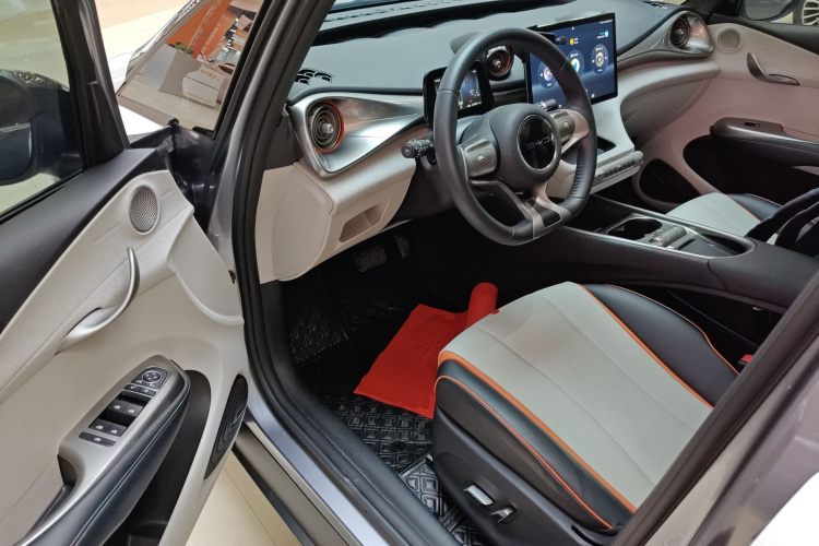 比亚迪 海豚 2021款 405km 时尚版中控内饰20