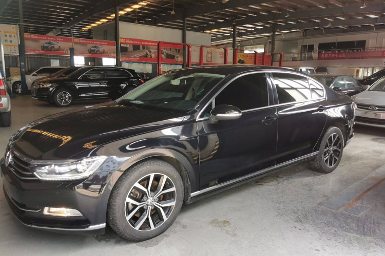 大众 迈腾 2017款 330TSI DSG 尊贵型车身外观6003