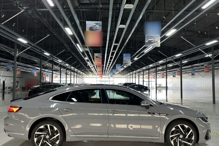 一汽-大众CC 2023款 330TSI 炫目版车身外观6003