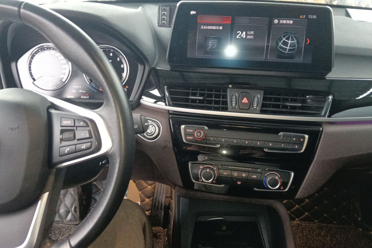宝马X1 2021款 改款 sDrive20Li 时尚型中控内饰12