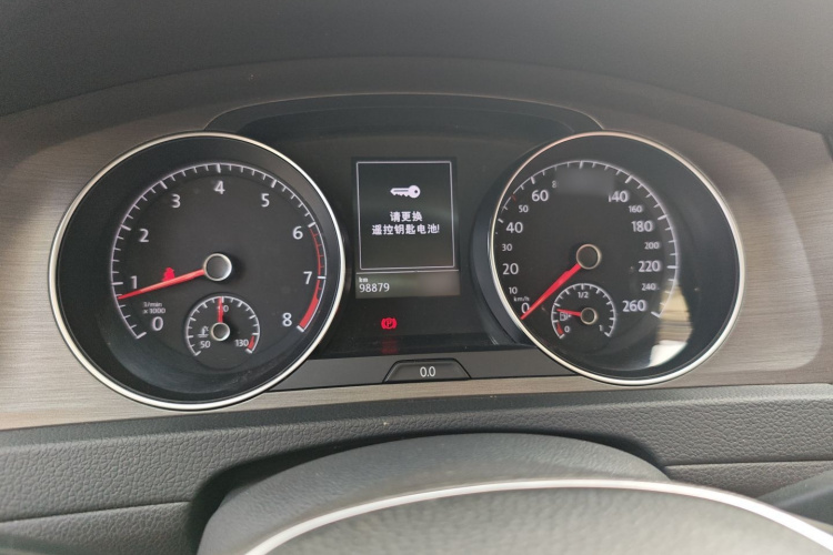 大众 高尔夫 2016款 1.6L 自动舒适型局部细节14