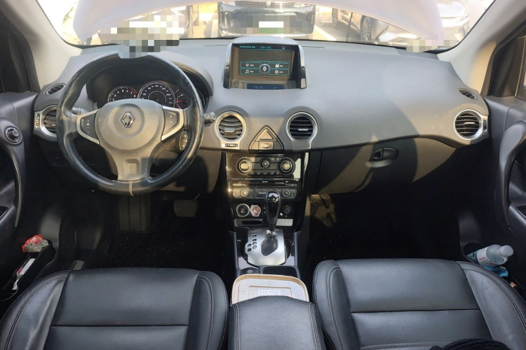 雷诺 科雷傲(进口) 2014款 改款 2.5L 两驱舒适版中控内饰12